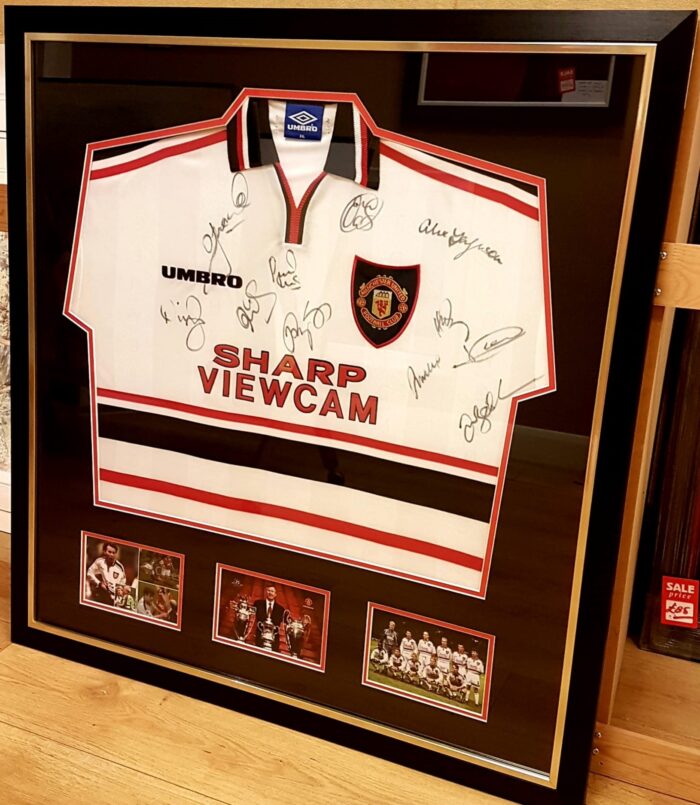 Manchester United 1999 Autographed Shirt